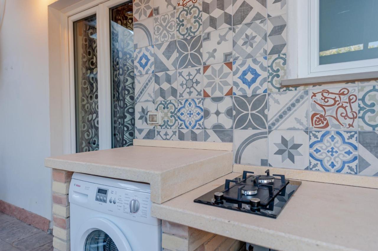 Uliveto' S Apartment Elmas Exterior foto